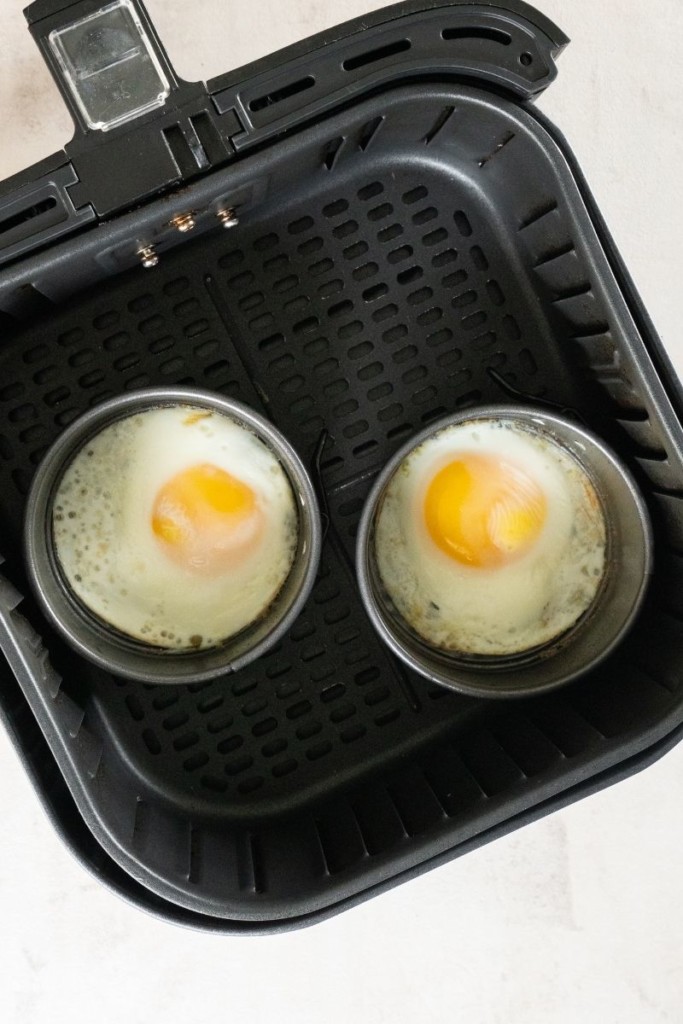 Air Fryer Fried Egg