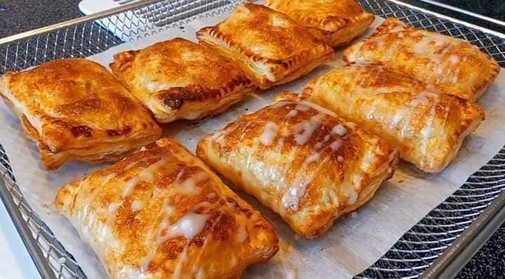 Air Fryer Apple Turnovers: