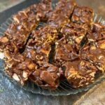 KETO CHOCOLATE CRUNCH BARS