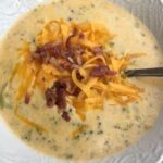 Keto Broccoli & Cheese Soup