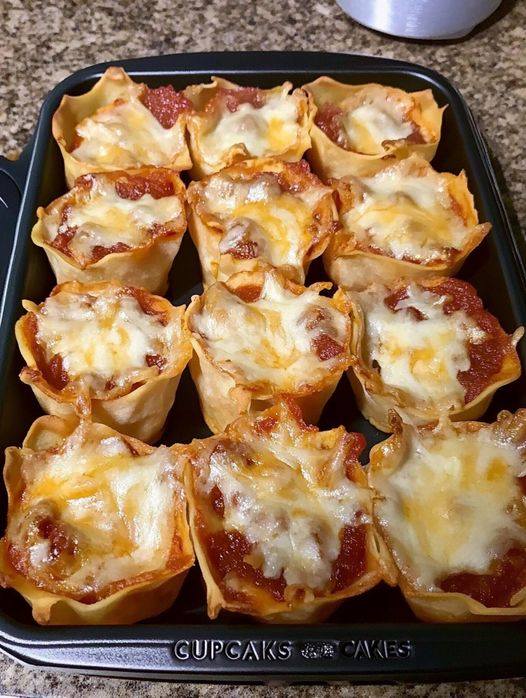 CHICKEN TACO WONTONS “CUPCAKES”