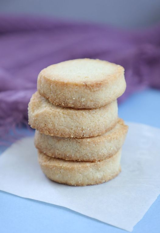 Keto Lemon Shortbread Cookies