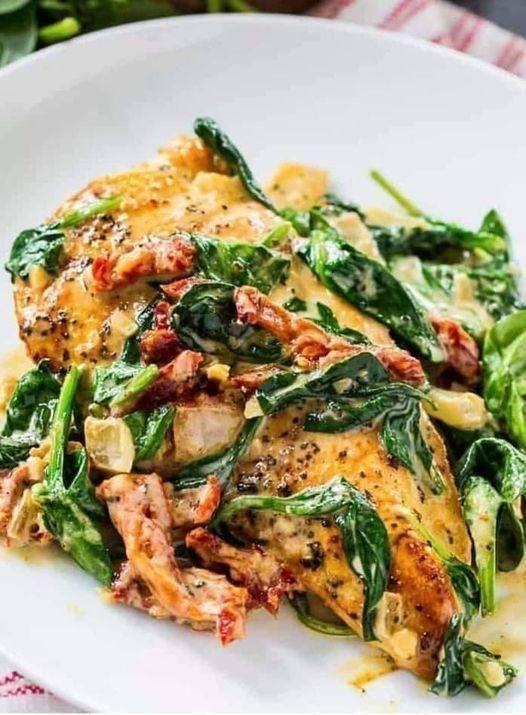 Keto Low Carb Creamy Tuscan Chicken