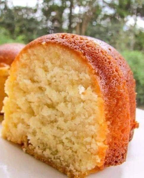 3-ingredient Weight Watchers lemon cake