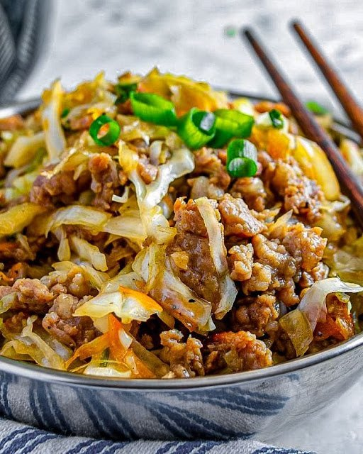 keto egg roll in a bowl recipoe