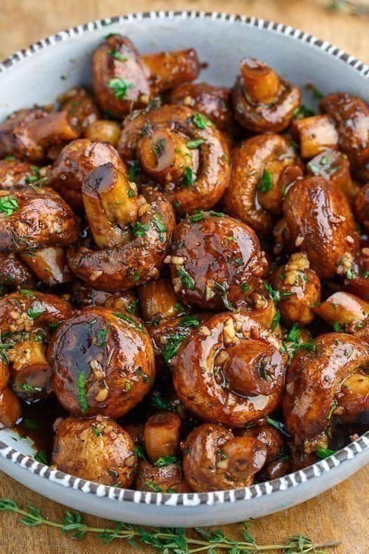 Keto Garlic Butter Roasted Mushrooms