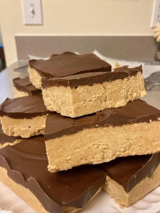 No-Bake Reese’s Peanut Butter Bars