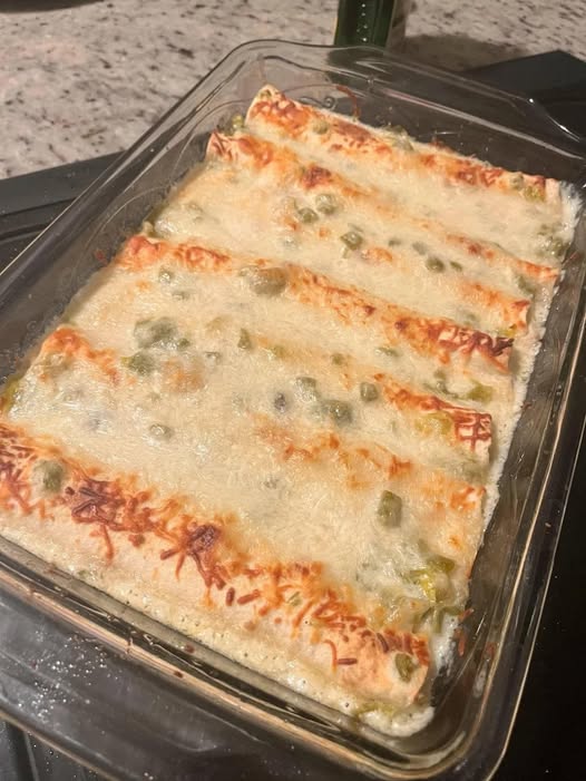 White Chicken Enchiladas￼