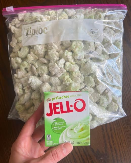 Pistachio Puppy Chow