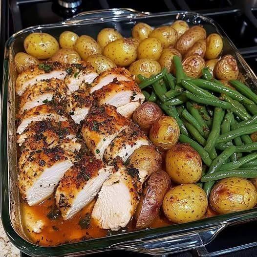 One-Pan Garlic Herb Chicken with Potatoes & Green Beans Recipe