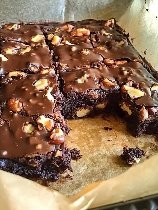 Keto Snickers Brownies