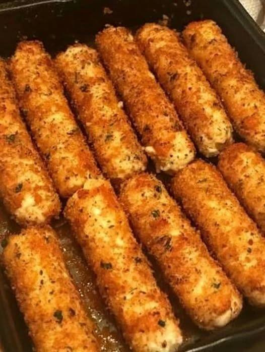 Keto Mozzarella Sticks