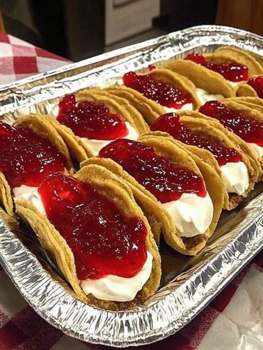 Keto Mini Strawberry Cheesecake Tacos