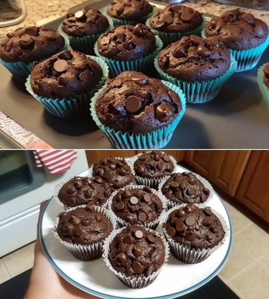 Keto Chocolate Banana Muffins