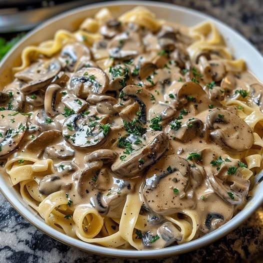 Vegan Mushroom Stroganoff
